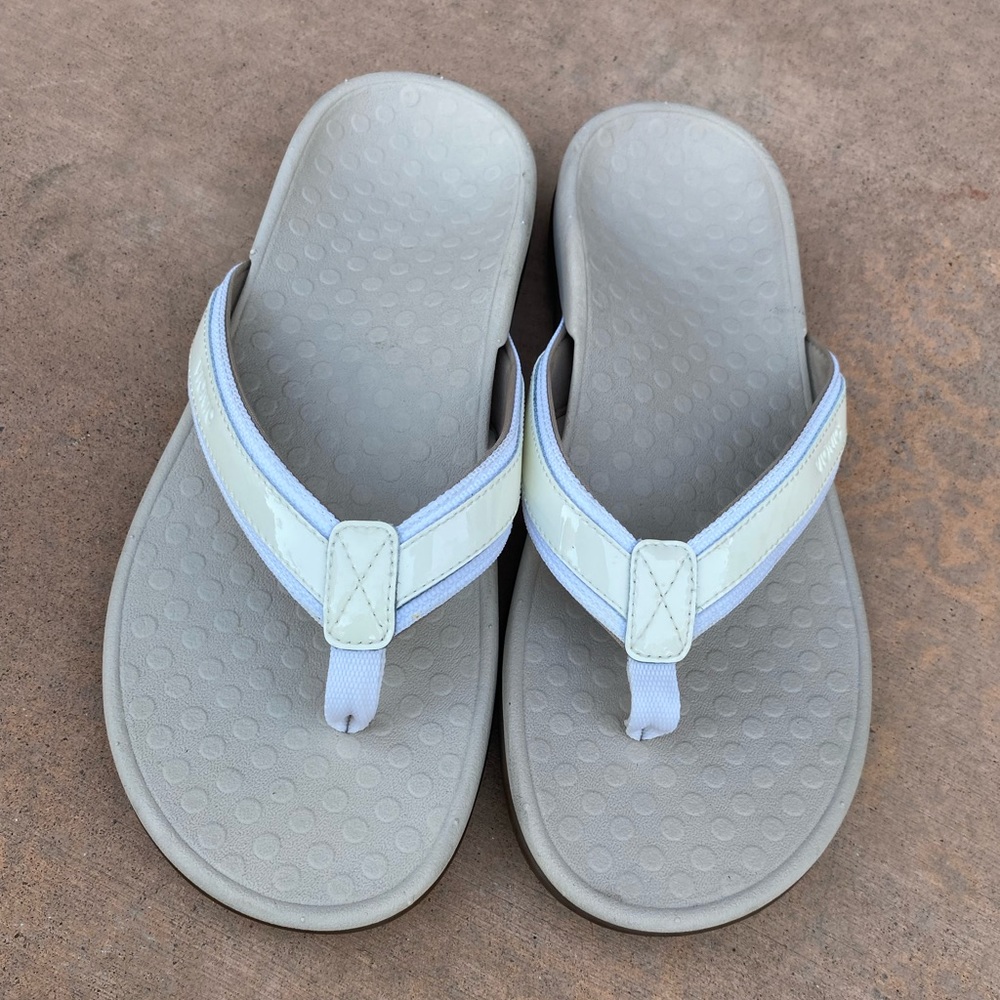 NWOT Vionic Tide II Orthaheel Leather Orthotic Sandals sz 9
